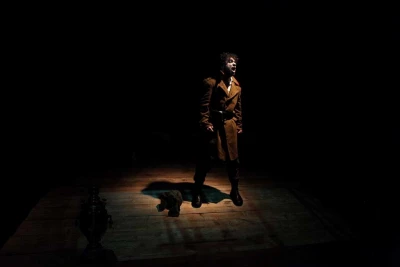 گزارش تصویری 

نمایش « مائوزر» / عکاس: مهدی آشنا