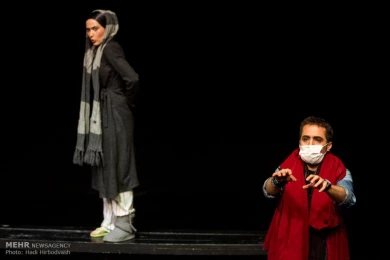 گزارش تصویری

نمایش « فقط به خاطر من»/ عکاس: هادی هیربدوش