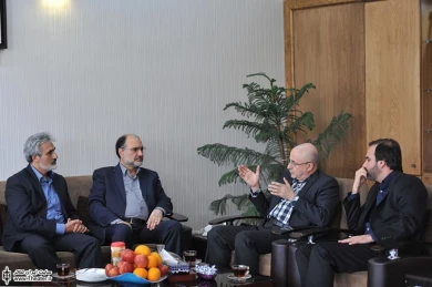 گزارش تصویری

بازدید معاونان وزیر ارشاد از تئاتر شهر / عکاس: آرزو بیات