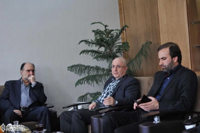 از یکشنبه بیست و هفتم اردیبهشت ماه اجرا می شود 

تالار اصلی تئاتر شهر میزبان «دراعماق» مصطفی عبداللهی