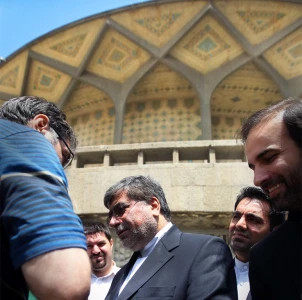 بازدید وزیر ارشاد از روند بازسازی تئا‌ترشهر

تحویل تالار سایه و پلاتوهای تمرین تا مردادماه
