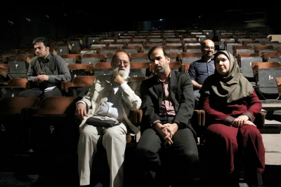 گزارش تصویری

دیدار رییس شورای اسلامی شهر تهران از پشت صحنه نمایش « تکه های سنگین سرب» / عکاس: نادر بهرامی