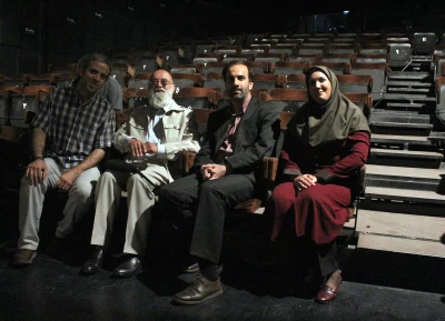 نشست خبری نمایش « قلعه انسانات» برگزار شد

زبان در «قلعه انسانات» تکنیکی عمل می‌کند نه تحمیلی