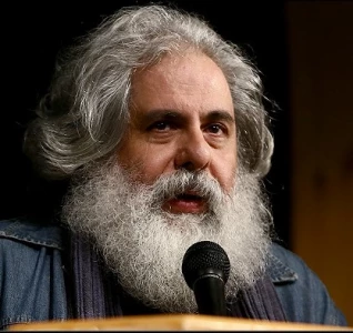 توصیه به مخاطبان برای تماشای یک تئاتر موفق

  تقدیر محمد رحمانیان از گروه اجرایی نمایش «مضحکه شبیه قتل»