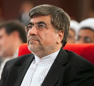 اظهارات وزیر فرهنگ و ارشاد اسلامی بعد از تماشای « تکه های سنگین سرب»:

شاهد یک اجرای قدرتمندانه از روحیات شهید چمران بودم