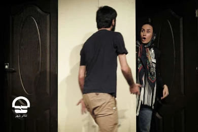 وارونه 
عکس: رضا معطریان