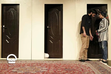 وارونه 
عکس: رضا معطریان
