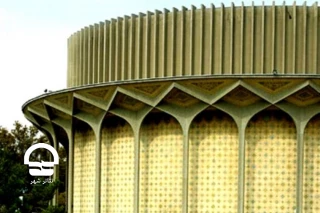 اعلام برنامه تالارهای نمایشی مجموعه تئاتر شهر

اجرای نمایش های «بی پدر» و «وارونه» آغاز شد