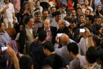 محمد علی کشاورز به تماشای «اعتراف» نشست/ شکوه حضور استاد در تالار اصلی  4