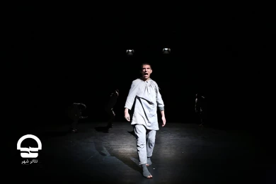گزارش وضع هوا 
عکس: مهدی آشنا