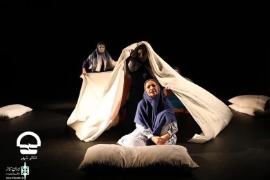 منو نمی بره ( جشنواره بین المللی تئاتر عروسکی )
عکس: کیارش مسیبی ( ایران تئاتر )