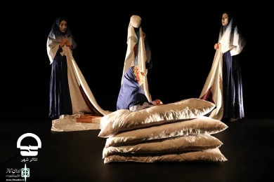 منو نمی بره ( جشنواره بین المللی تئاتر عروسکی )
عکس: کیارش مسیبی ( ایران تئاتر )