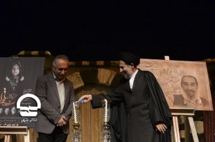 امام جمعه موقت تهران چراغ نمایش «خاتون» را روشن کرد 4