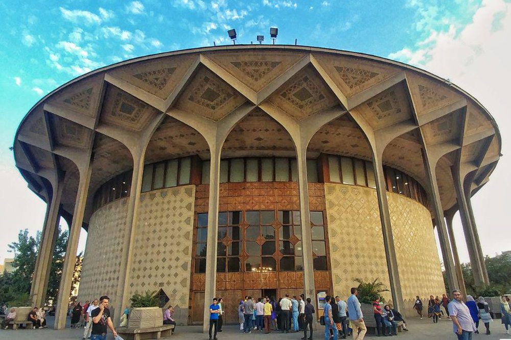 برنامه این هفته تالارهای تئاتر شهر اعلام شد
نمایش «خاموشخانه» از چهارم آبان ماه در تالارسایه