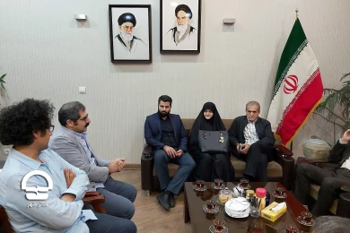 حضور نایب رییس مجلس شورای اسلامی در تئاتر شهر
