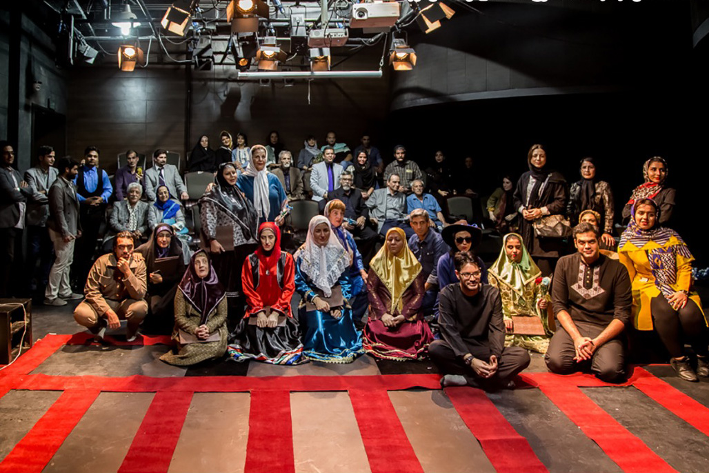 بزرگداشت روز جهانی عصای سفید در کارگاه نمایش تئاتر شهر 
عکس: سید ضیا صفویان