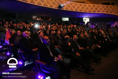 بازگشایی تالار اصلی مجموعه تئاتر شهر 
عکس : محمد محسنی فر ( خبرگزاری مهر )