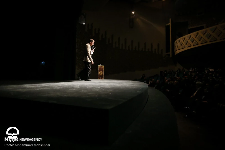 بازگشایی تالار اصلی مجموعه تئاتر شهر 
عکس : محمد محسنی فر ( خبرگزاری مهر )