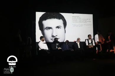 جلسه نمایشنامه خوانی «مانا ترین لحظه قشقایی» - تالار قشقایی 
عکس: مریم جعفری ( ایران تئاتر )
