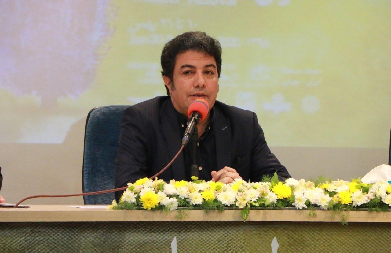 پیام دبیر سی و هشتمین جشنواره بینالمللی تئاتر فجر
بر آنیم تا چند صدایی را ارج نهیم