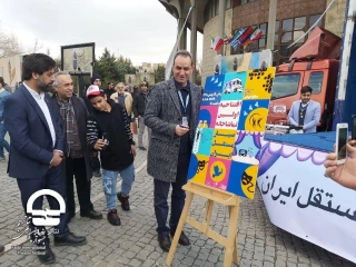 «تئاترول» اتفاق بزرگی در عرصه تئاتر خیابانی محسوب می‌شود

آیین افتتاحیه اولین تماشاخانه سیار مستقل ایران در تئاتر شهر برگزار شد