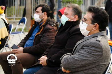 محوطه تئاتر شهر در روزهای برگزاری جشنواره سی و نهم تئاتر فجر 
عکس: رضا معطریان