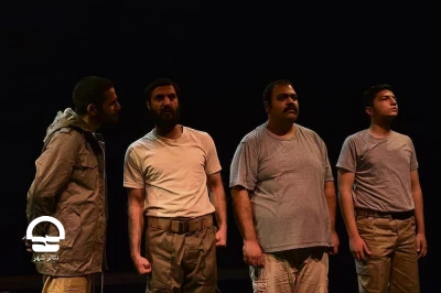 احمد صمیمی با مهر مطرح کرد؛

تجربه مواجهه با شهید بر صحنه تئاتر
«برونسی» شعارزده نیست