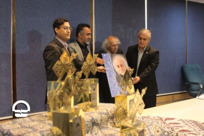 مراسم نکوداشت استاد خسرو حکیم رابط در تالار مشاهیر تئاتر شهر 
عکس: پرویز گوهری