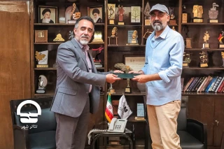 در دیدار دبیر جشنواره تاتر عروسکی با مدیرکل هنرهای نمایشی مطرح شد؛

تبیین رویکردها و برنامه های کلی جشنواره تئاترعروسکی تهران
هادی حجازی فر گزارش داد