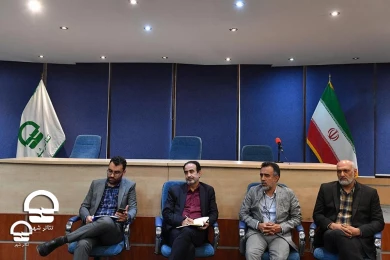جلسه مدیر کل هنرهای نمایشی با کارکنان مجموعه تئاتر شهر 
عکس: کاوه کرمی