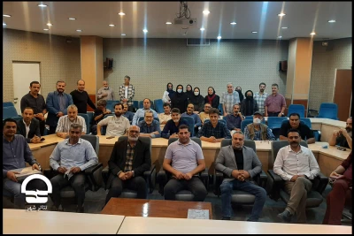 مراسم تکریم معاون اجرایی و مدیر هماهنگی تئاتر شهر 
عکس: حسن کریمخان زند