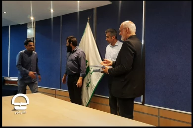 مراسم تکریم معاون اجرایی و مدیر هماهنگی تئاتر شهر 
عکس: حسن کریمخان زند