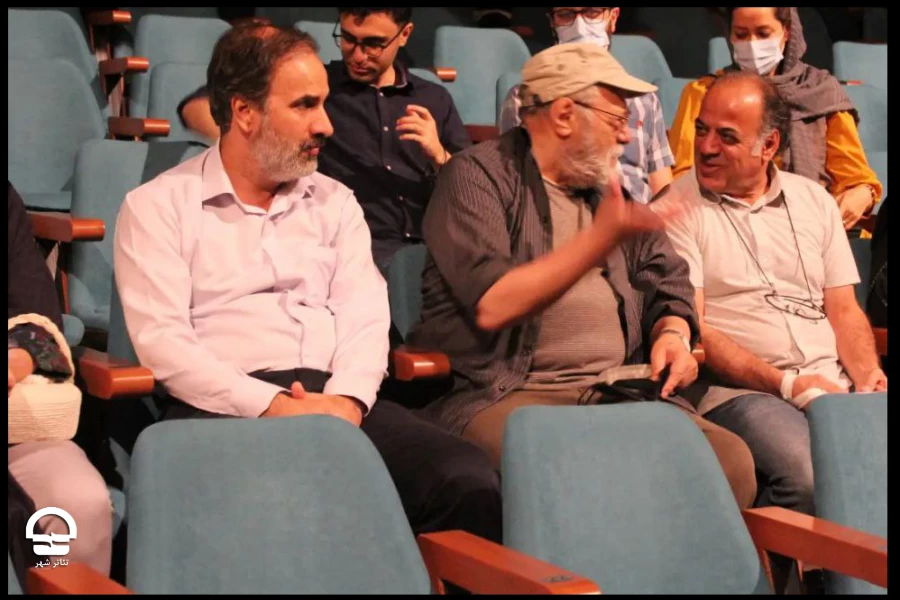 حضور تعدادی ازهنرمندان شناخته شده تئاترو سینما در تالار اصلی مجموعه تئاتر شهر 2