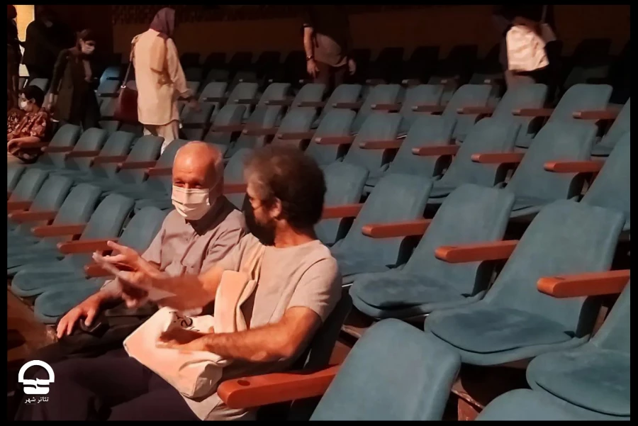 حضور تعدادی ازهنرمندان شناخته شده تئاترو سینما در تالار اصلی مجموعه تئاتر شهر 4