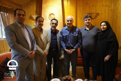 دیدار مدیرکل هنرهای نمایشی با خانواده هنرمند شهید

کاظم نظری: 
جامعه هنری به شهید حسین قشقایی افتخار می‌کند