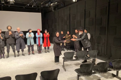 شامگاه جمعه یازدهم آذرماه؛

اجرای نمایش «فرزند یک خنیاگرم» در تئاتر شهر به پایان رسید