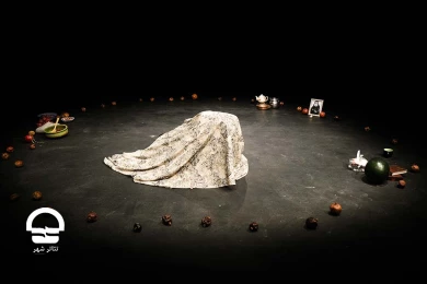 نمایش "پیرننا" - کارگاه نمایش 
عکس: رضا معطریان