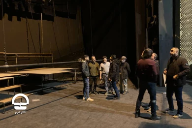 تلاش کارکنان برای آماده سازی تئاتر شهر برای میزبانی از آثار نمایشی جشنواره تئاتر فجر - 1 
عکس ها از پرویز گوهری راد ( روابط عمومی مجموعه تئاتر شهر )