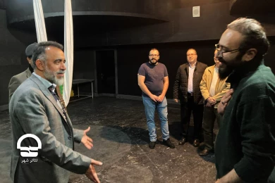 بازدید مدیرکل هنرهای نمایشی و مدیرعامل انجمن هنرهای نمایشی از تئاتر شهر در آستانه برگزاری جشنواره تئاتر فجر 
عکس: پرویز گوهری راد ( روابط عمومی مجموعه تئاتر شهر )