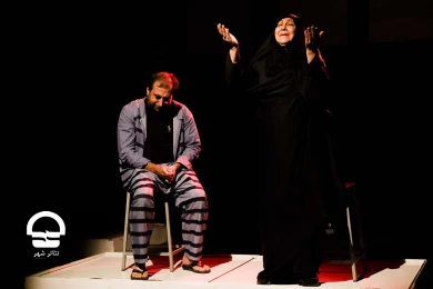 " دل لرزه " - کارگاه نمایش 
عکس: رضا معطریان