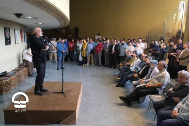 گردهمایی هنرمندان تئاتر  برای استمرار طرح پاکسازی حریم تئاتر شهر
عکس: میلاد میرزا علی
