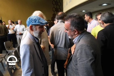 گردهمایی هنرمندان تئاتر  برای استمرار طرح پاکسازی حریم تئاتر شهر
عکس: میلاد میرزا علی