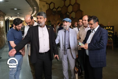 گردهمایی هنرمندان تئاتر  برای استمرار طرح پاکسازی حریم تئاتر شهر
عکس: میلاد میرزا علی