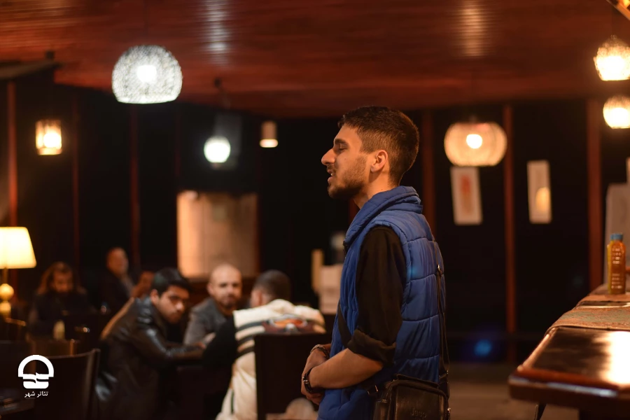 من نوید نیستم 
کارگردان: سید علی خوشرو
عکس: حسین مقدم